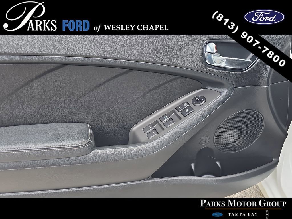 Used 2017 Kia Forte S FWD image 14