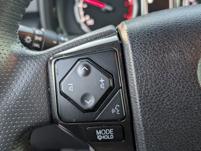 Used 2020 Toyota 4Runner TRD Off-Road image 18