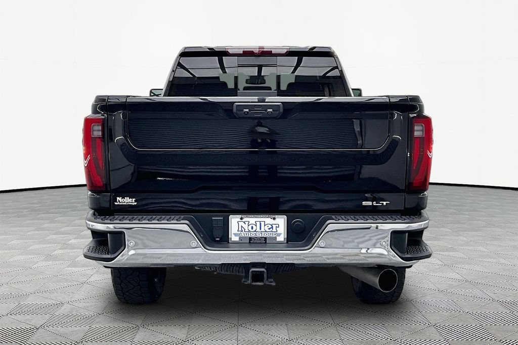 Used 2024 GMC Sierra 2500 SLT w/ SLT Premium Package AWD/4WD image 4