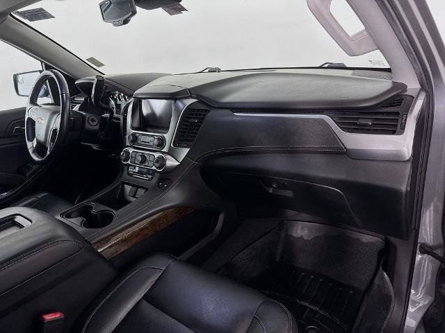 Used 2020 Chevrolet Suburban LT AWD/4WD image 32