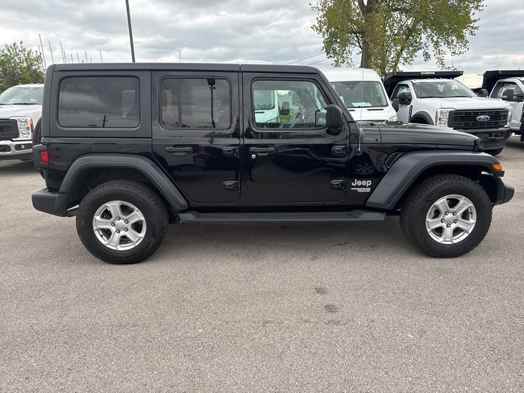 Used 2019 Jeep Wrangler Unlimited Sport S AWD/4WD image 8