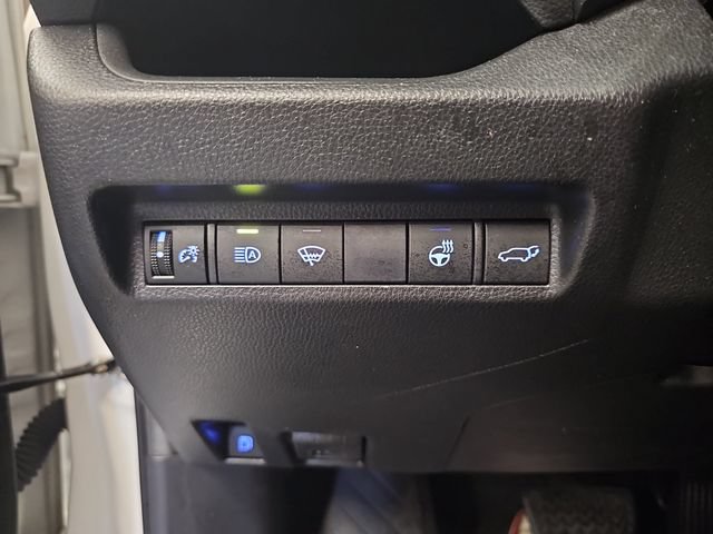 Used 2020 Toyota RAV4 XLE w/ Convenience Package AWD/4WD image 24
