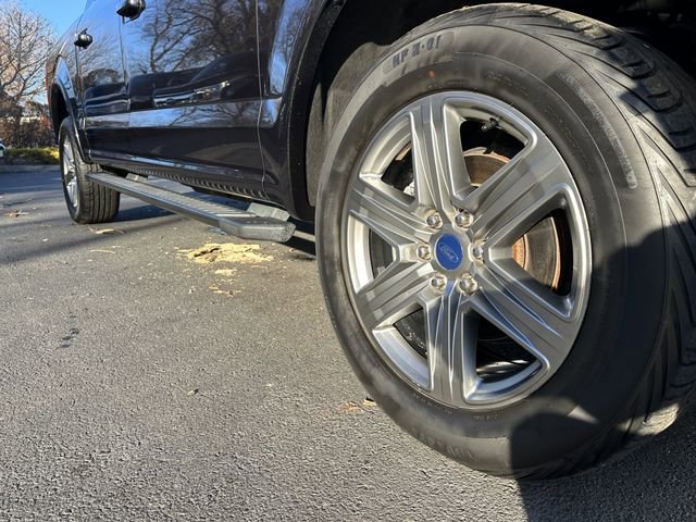 Certified 2019 Ford F150 XLT w/ Equipment Group 302A Luxury image 12