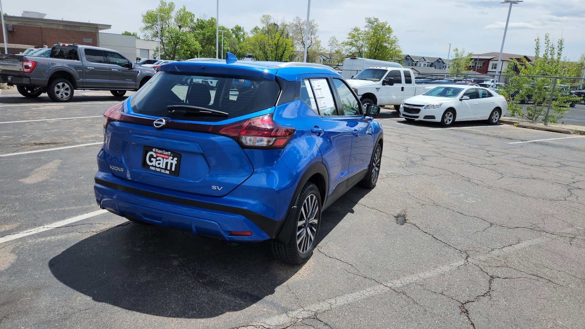 Used 2022 Nissan Kicks SV FWD image 13