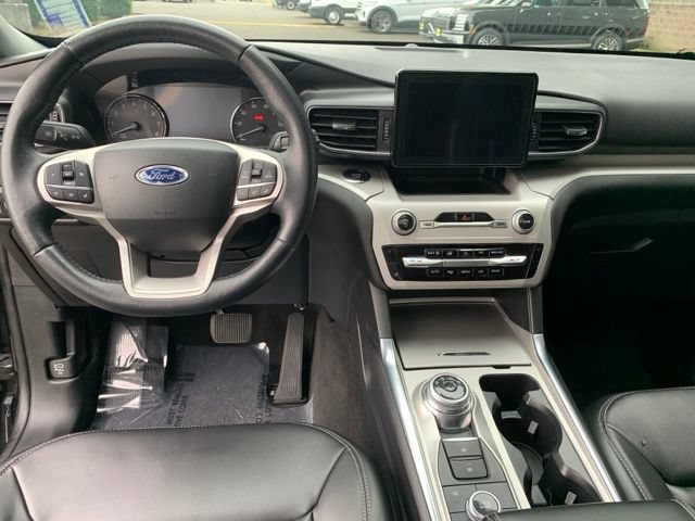 Certified 2024 Ford Explorer XLT w/ Equipment Group 202A AWD/4WD image 21