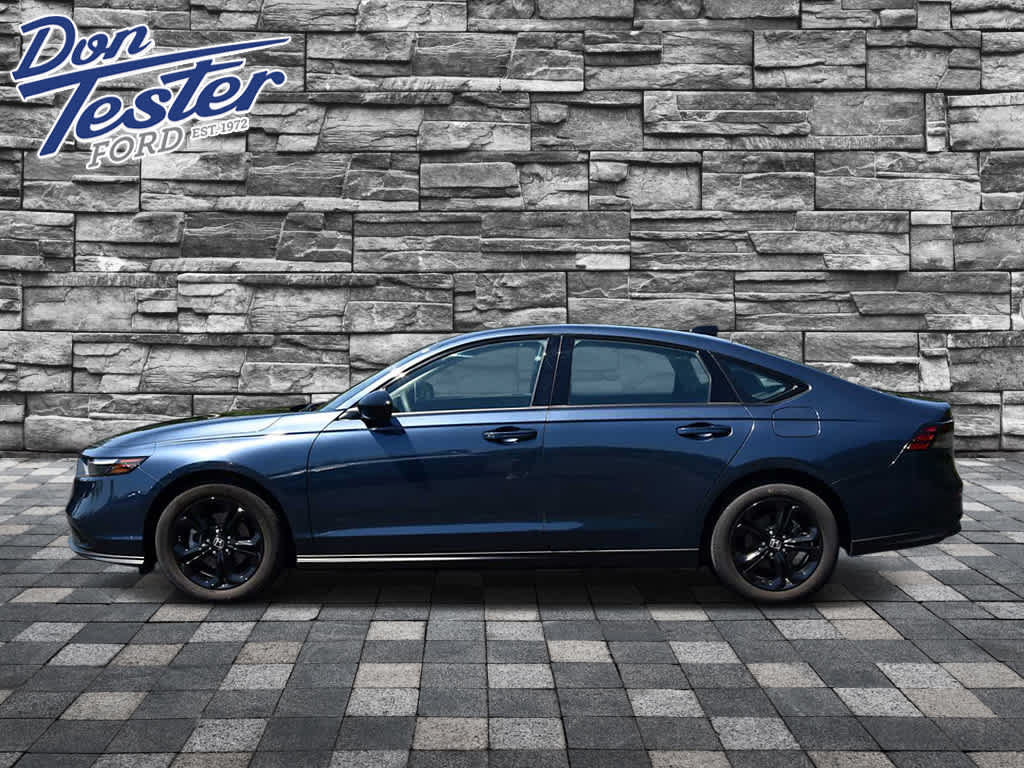 Used 2025 Honda Accord SE image 6