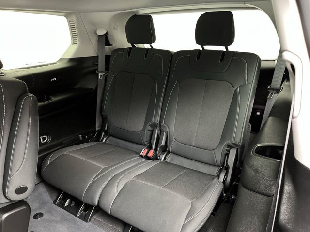 Used 2023 Jeep Grand Cherokee L Laredo w/ Luxury Tech Group I AWD/4WD image 12