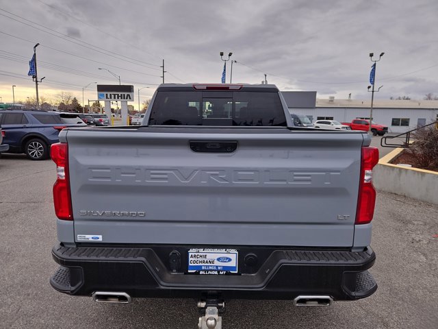 Used 2024 Chevrolet Silverado 1500 LT Trail Boss w/ Convenience Package II image 2
