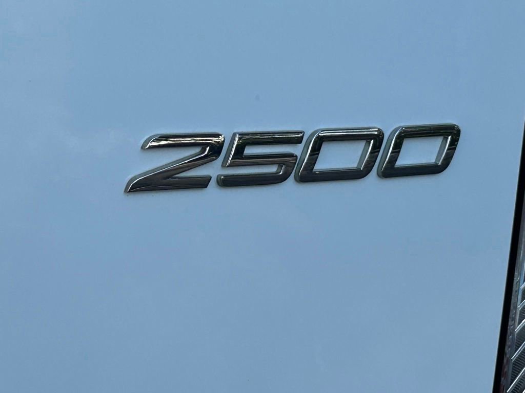Used 2025 Mercedes-Benz Sprinter 2500 image 18