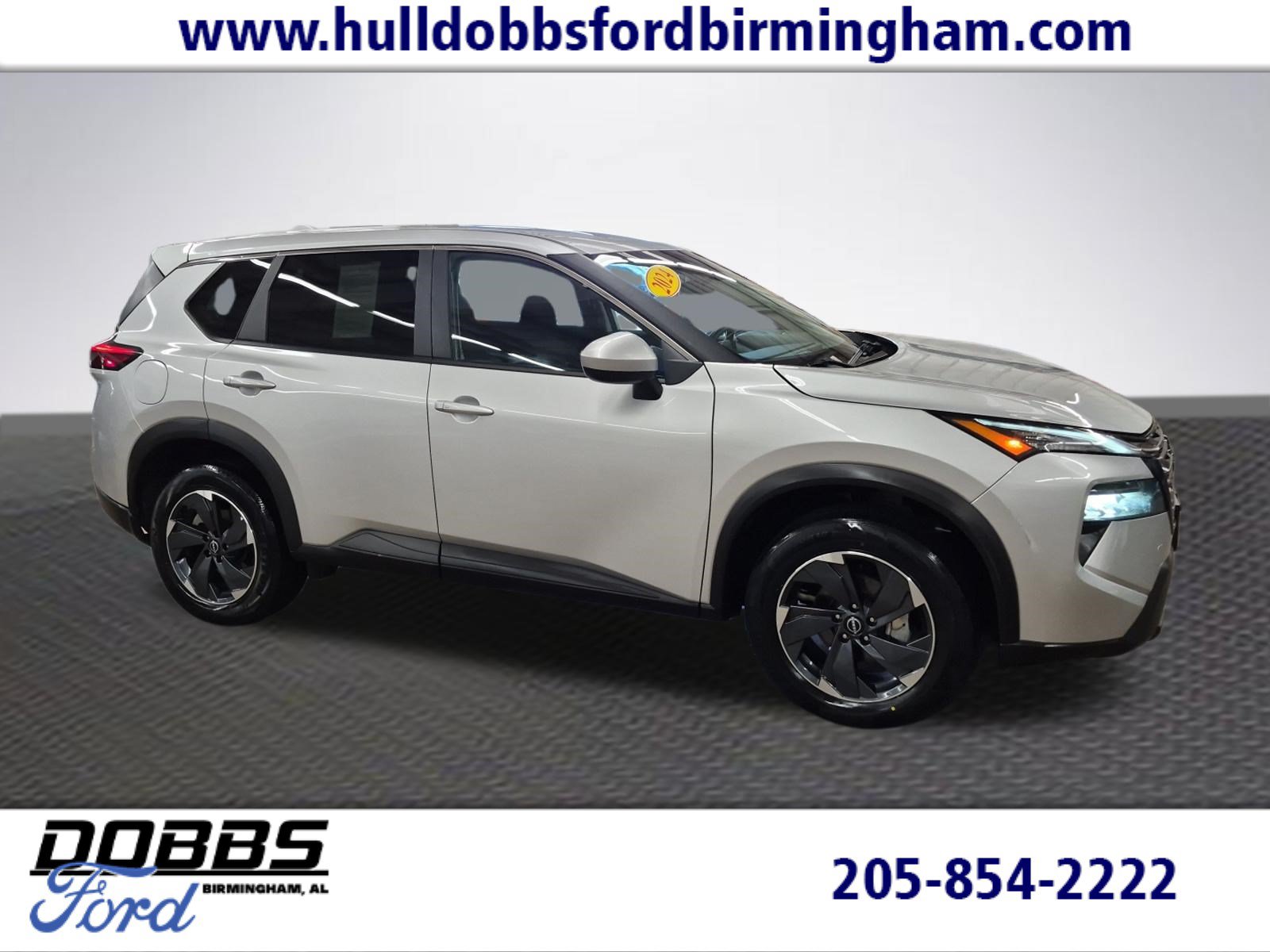 Used 2024 Nissan Rogue SV