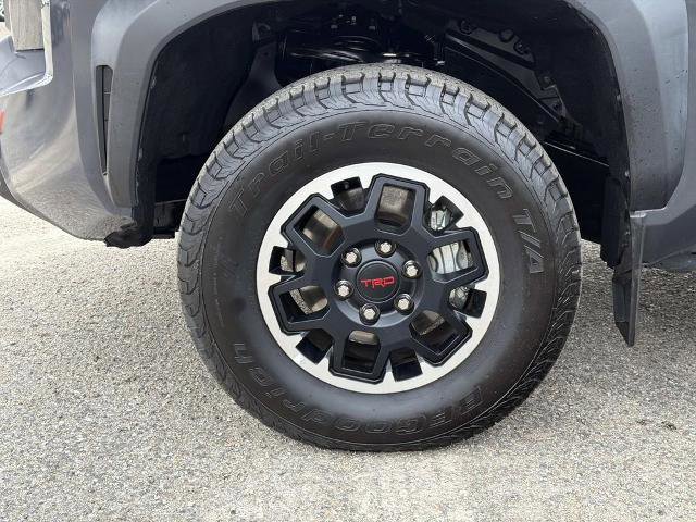 Used 2024 Toyota Tacoma TRD Off-Road AWD/4WD image 28