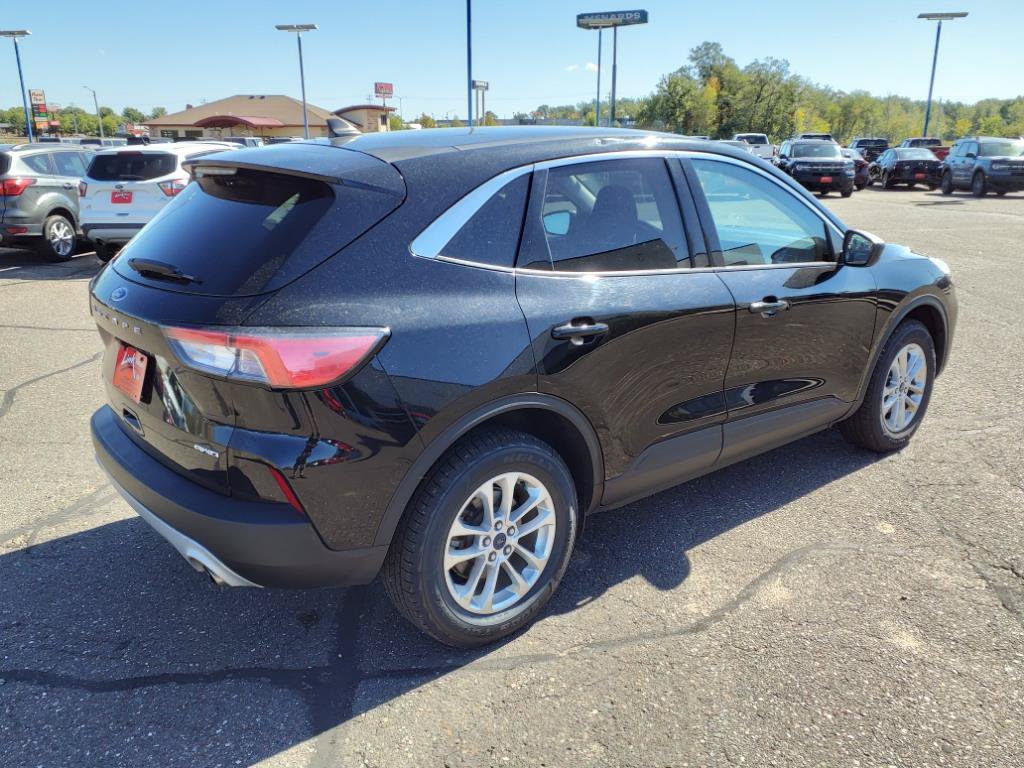 Certified 2022 Ford Escape SE AWD/4WD image 6