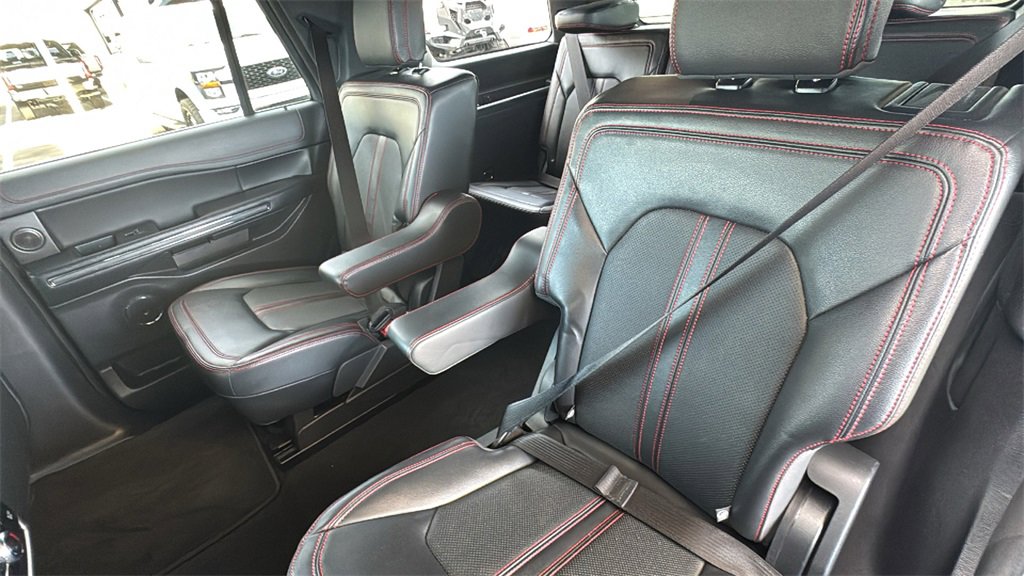 Certified 2023 Ford Expedition Limited image 23
