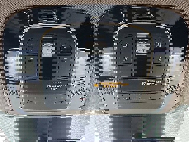 Used 2022 Hyundai Santa Fe Limited image 19