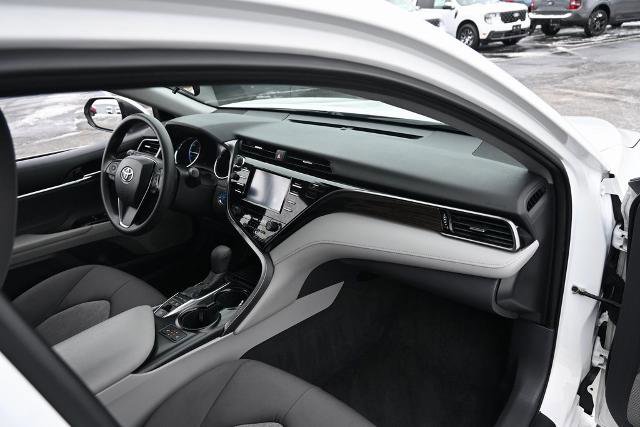 Used 2019 Toyota Camry LE image 20