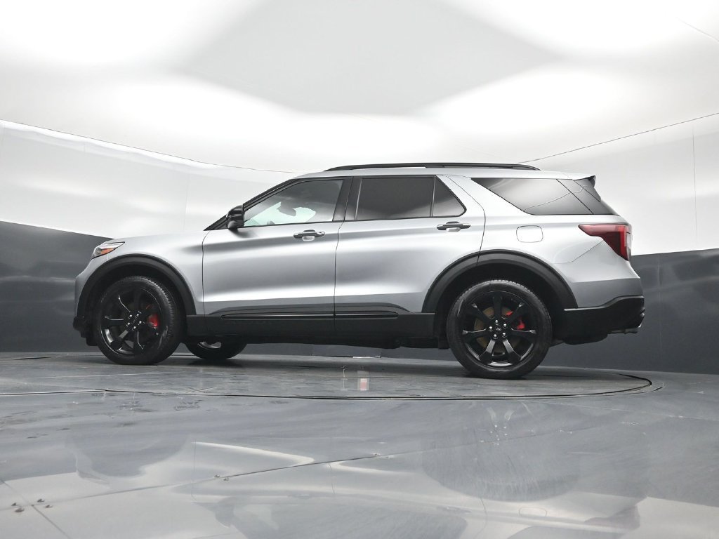 Certified 2023 Ford Explorer ST w/ Equipment Group 401A AWD/4WD image 54