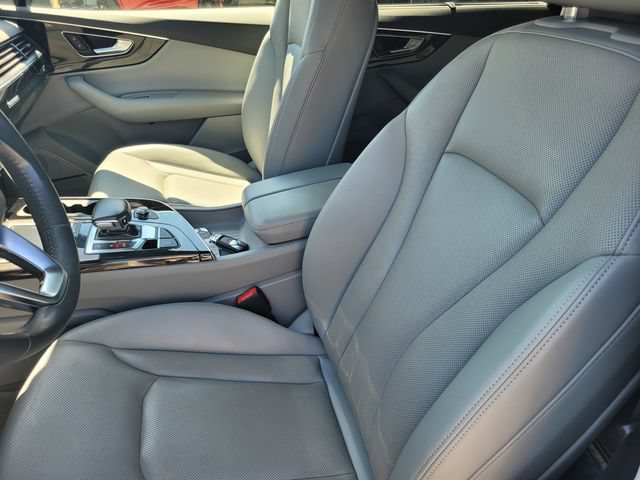 Used 2019 Audi Q7 3.0T Premium Plus w/ Premium Plus Package AWD/4WD image 11