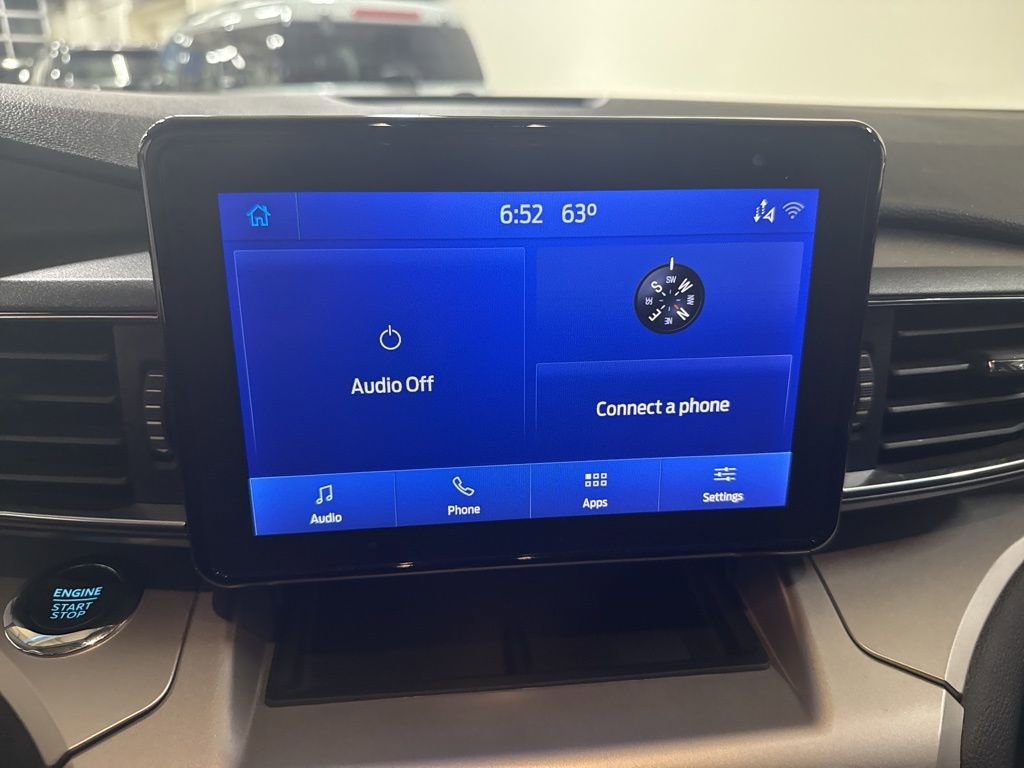 Certified 2022 Ford Explorer XLT w/ Equipment Group 202A image 27