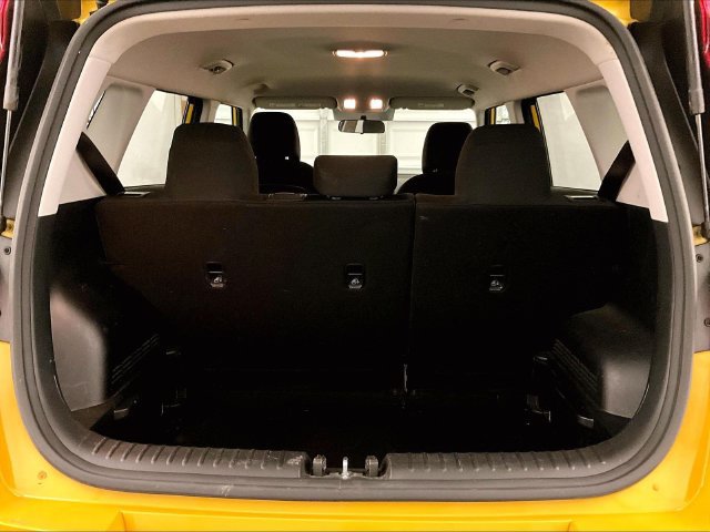 Used 2020 Kia Soul LX FWD image 33