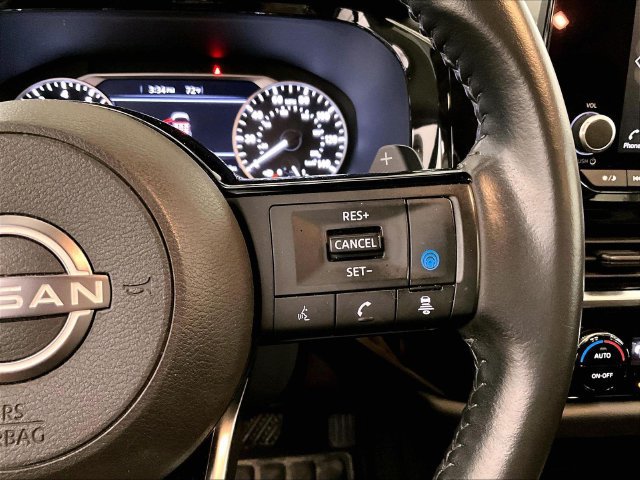 Used 2022 Nissan Pathfinder SV AWD/4WD image 18