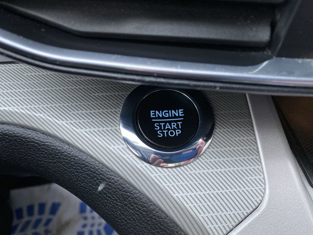 Certified 2023 Ford Explorer XLT w/ Equipment Group 202A image 37