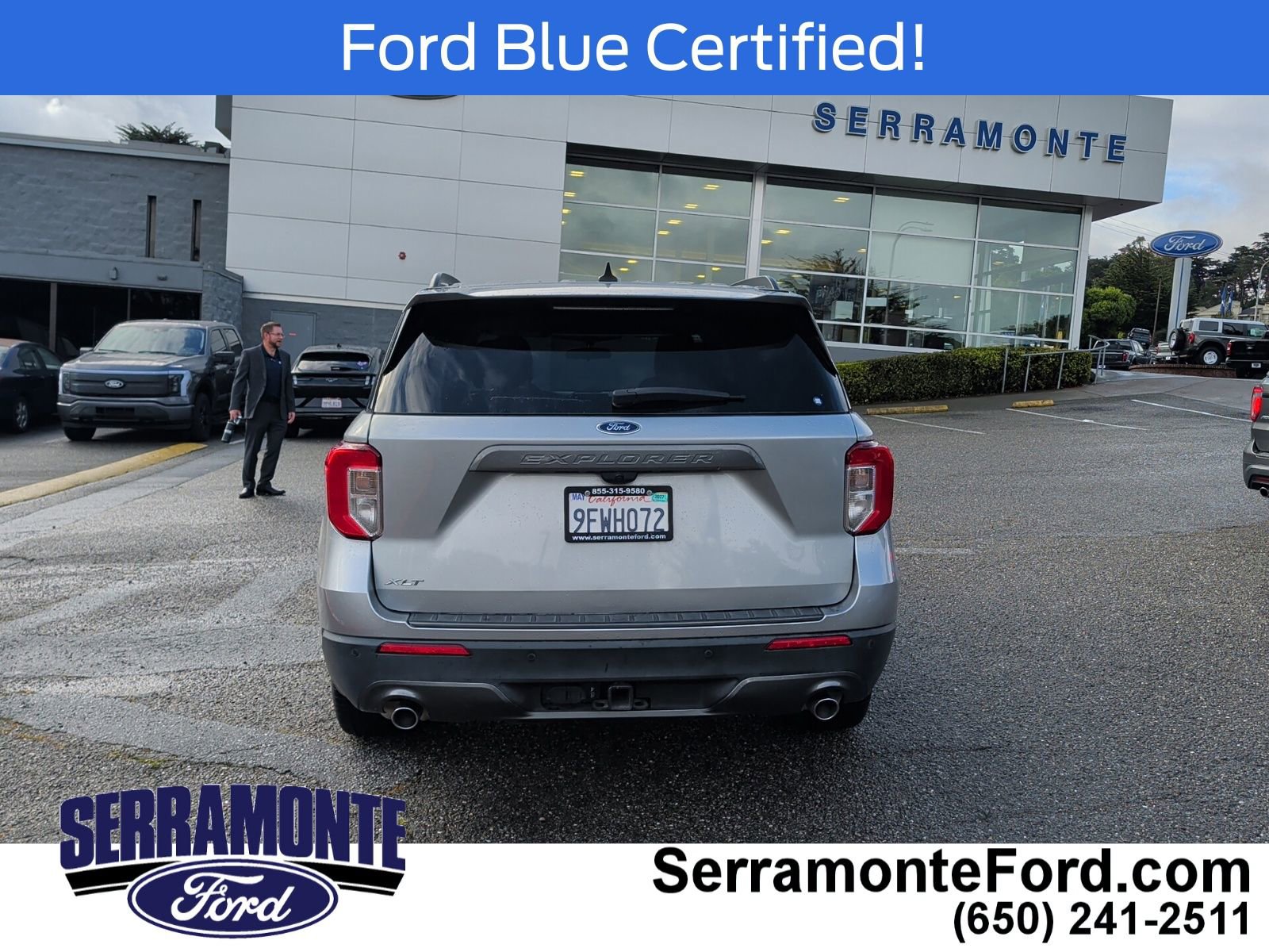 Certified 2023 Ford Explorer XLT w/ Equipment Group 202A RWD image 8