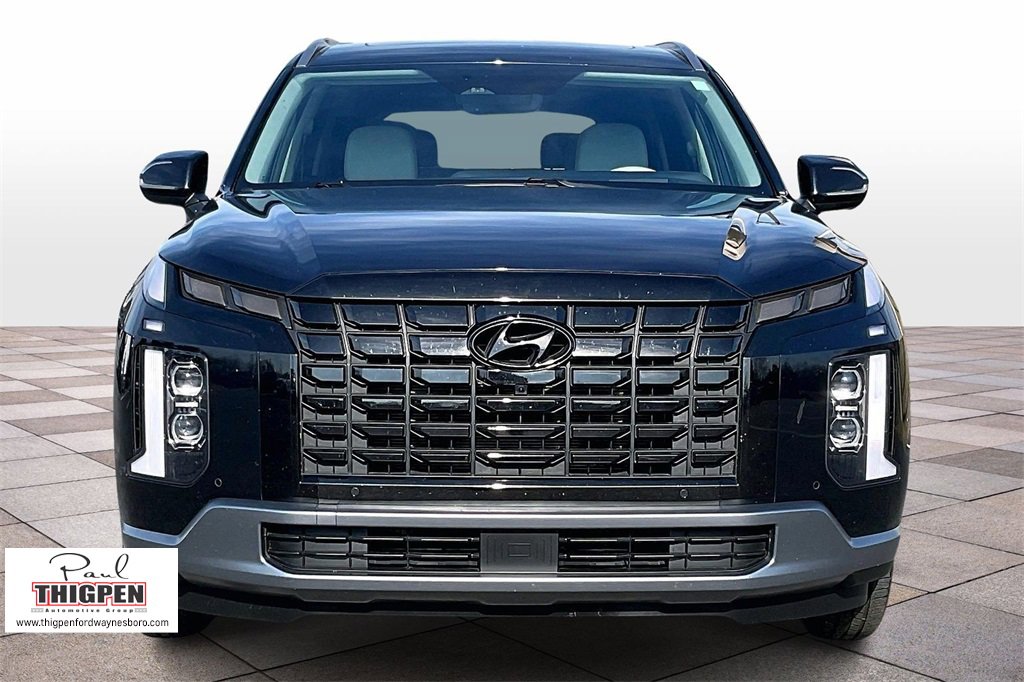 Used 2024 Hyundai Palisade Limited image 3