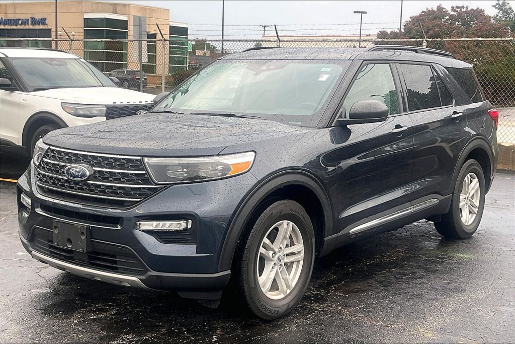 Certified 2024 Ford Explorer XLT w/ Equipment Group 202A AWD/4WD image 11