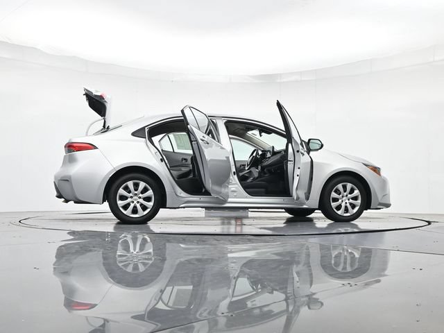 Used 2024 Toyota Corolla LE FWD image 53