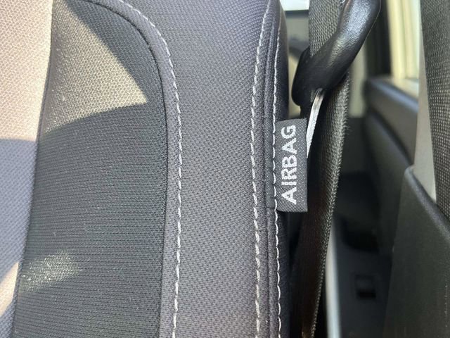 Used 2021 Nissan Titan SV w/ SV Convenience Package image 13