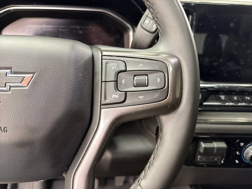 Used 2026 Chevrolet Silverado 2500 ZR2 AWD/4WD image 23