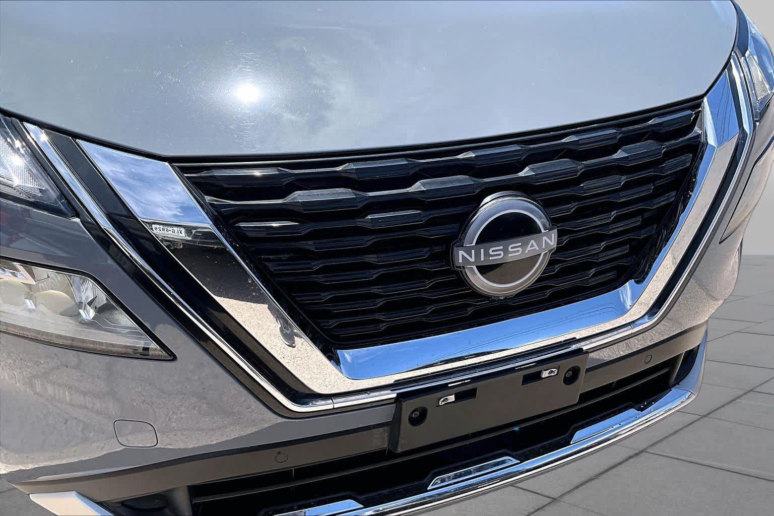 Used 2023 Nissan Rogue Platinum w/ Platinum Premium Package FWD image 29