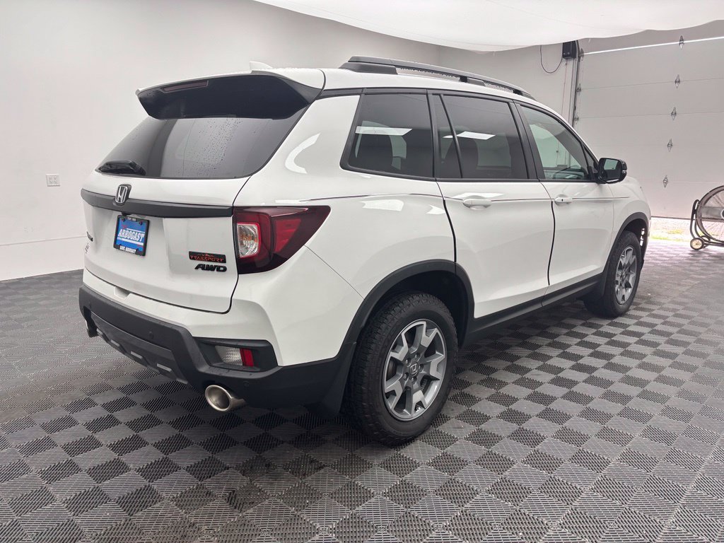 Used 2023 Honda Passport TrailSport image 8