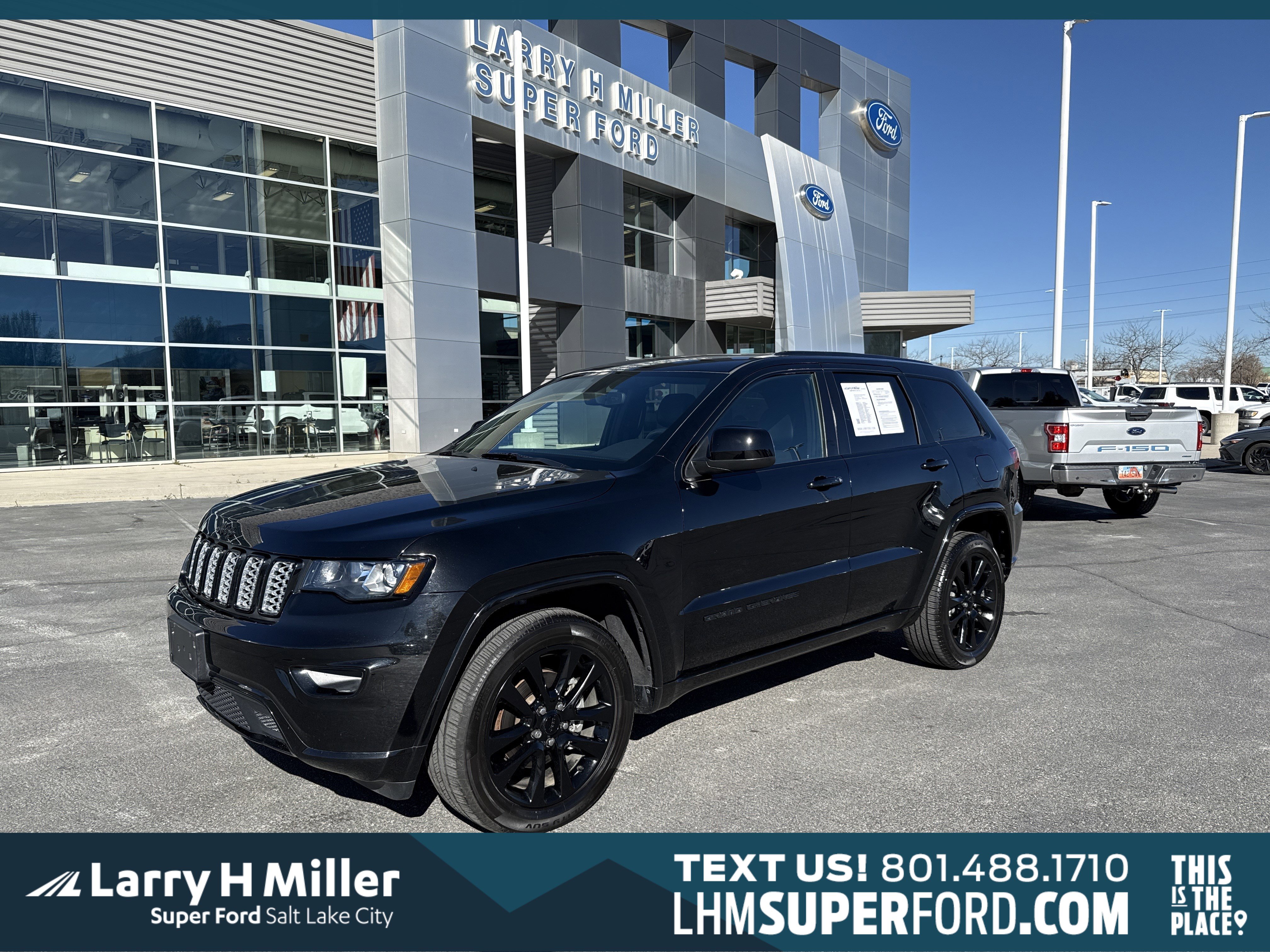 Used 2019 Jeep Grand Cherokee Altitude image 1