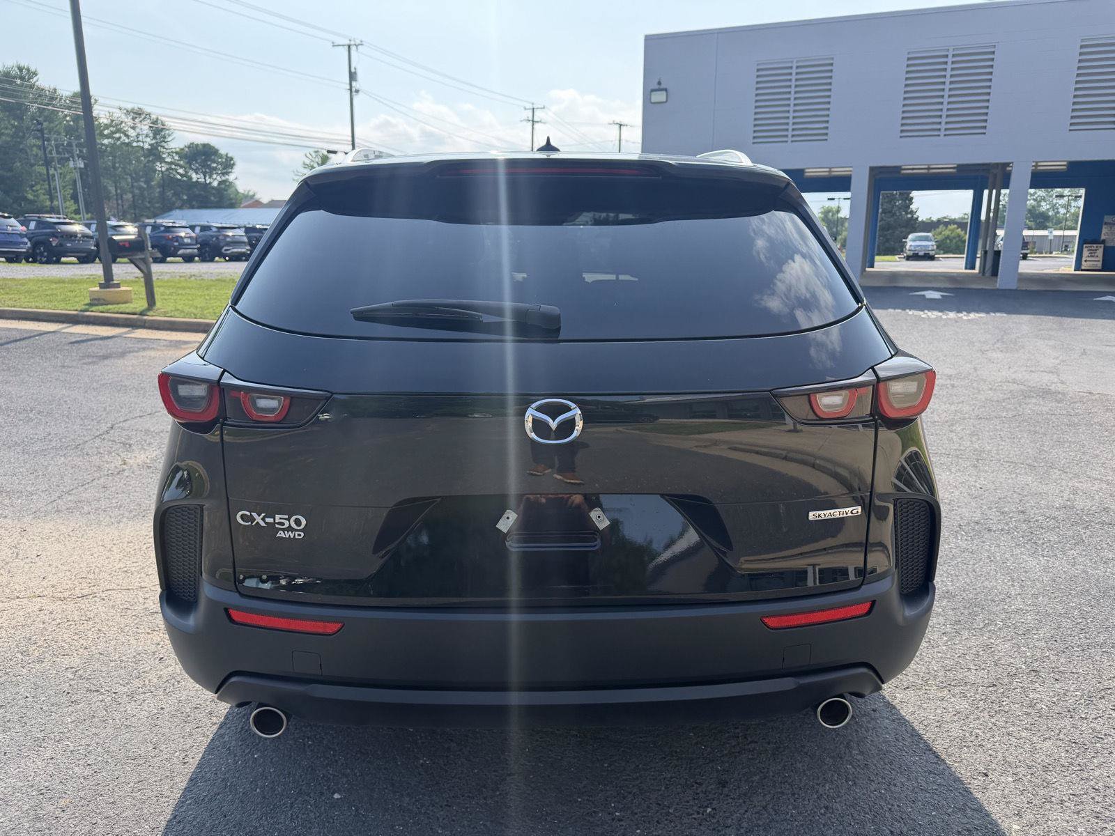 Used 2025 MAZDA CX-50 AWD 2.5 S w/ Cargo Package image 4