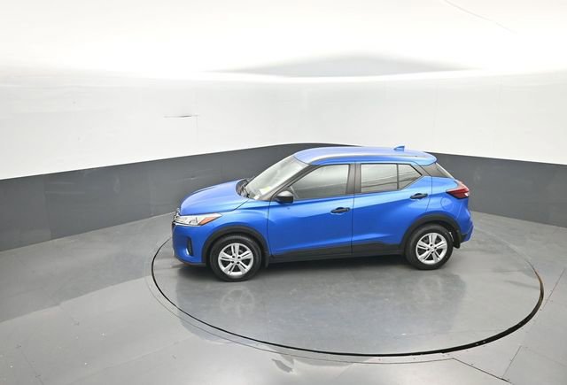 Used 2023 Nissan Kicks S FWD image 27