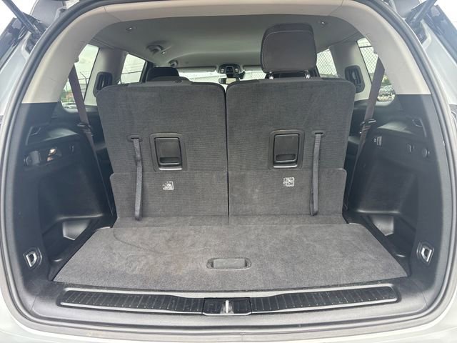 Used 2023 Jeep Grand Cherokee L Laredo image 11