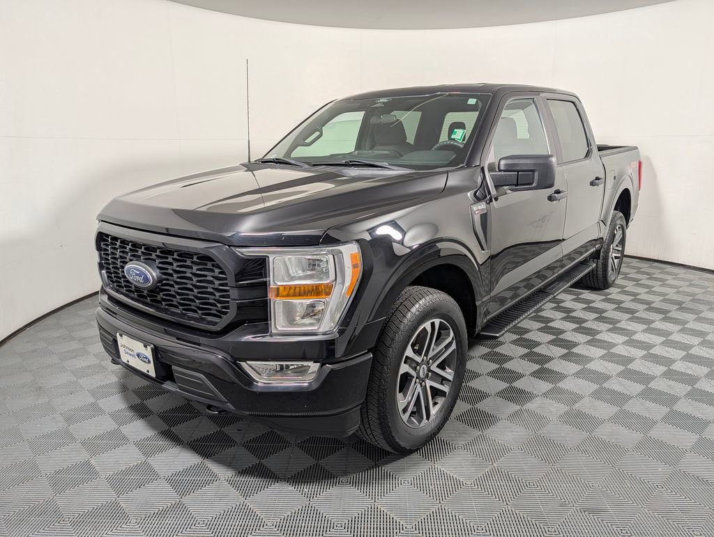 Certified 2022 Ford F150 XL w/ STX Appearance Package AWD/4WD image 4