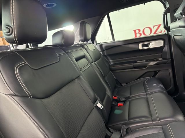 Certified 2020 Ford Explorer ST w/ Premium Technology Package AWD/4WD image 18