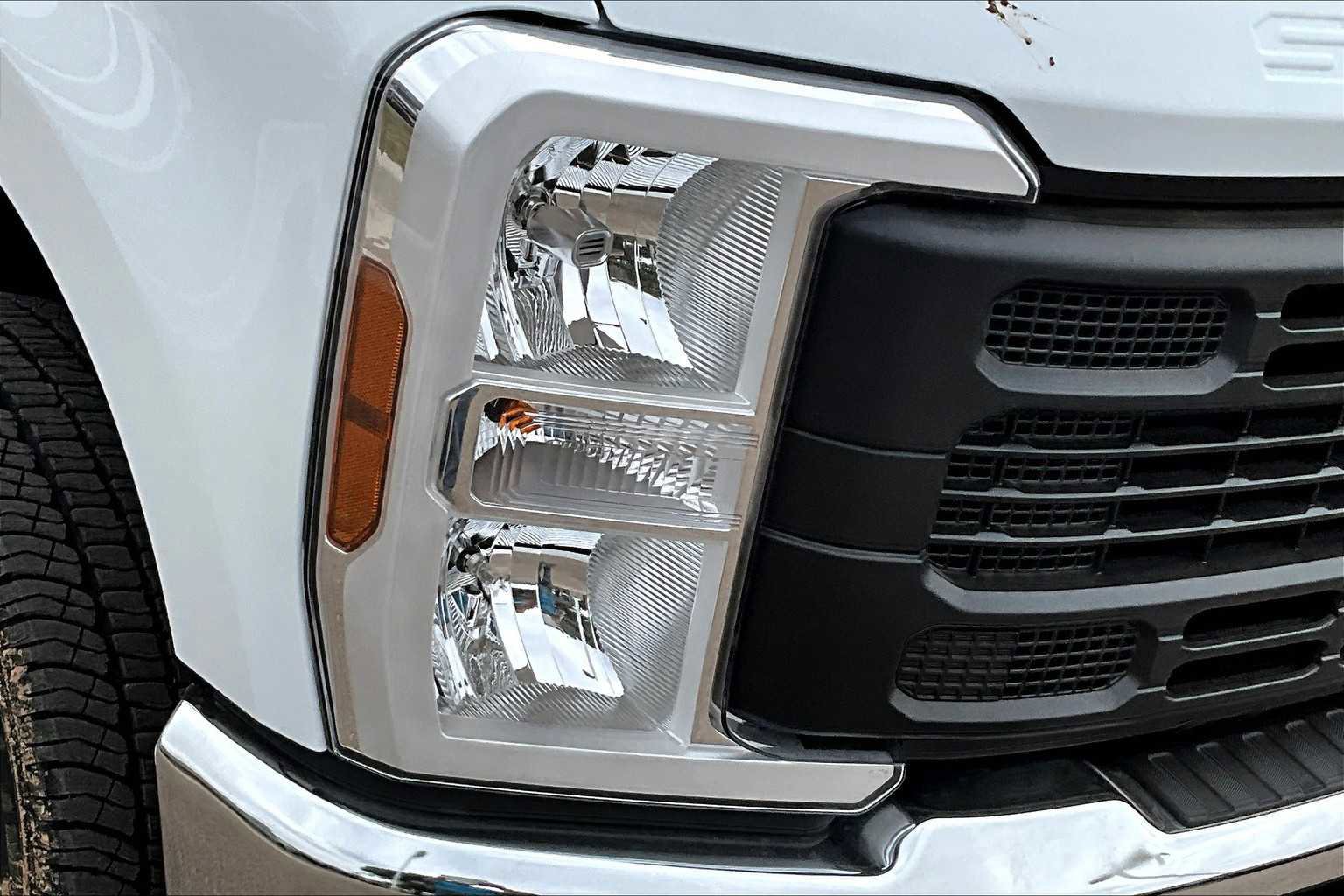 Certified 2025 Ford F350 XL image 13