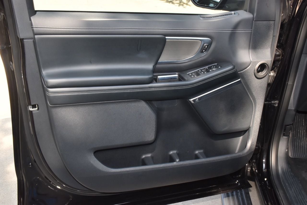 Certified 2025 Ford Expedition Max Platinum AWD/4WD image 38