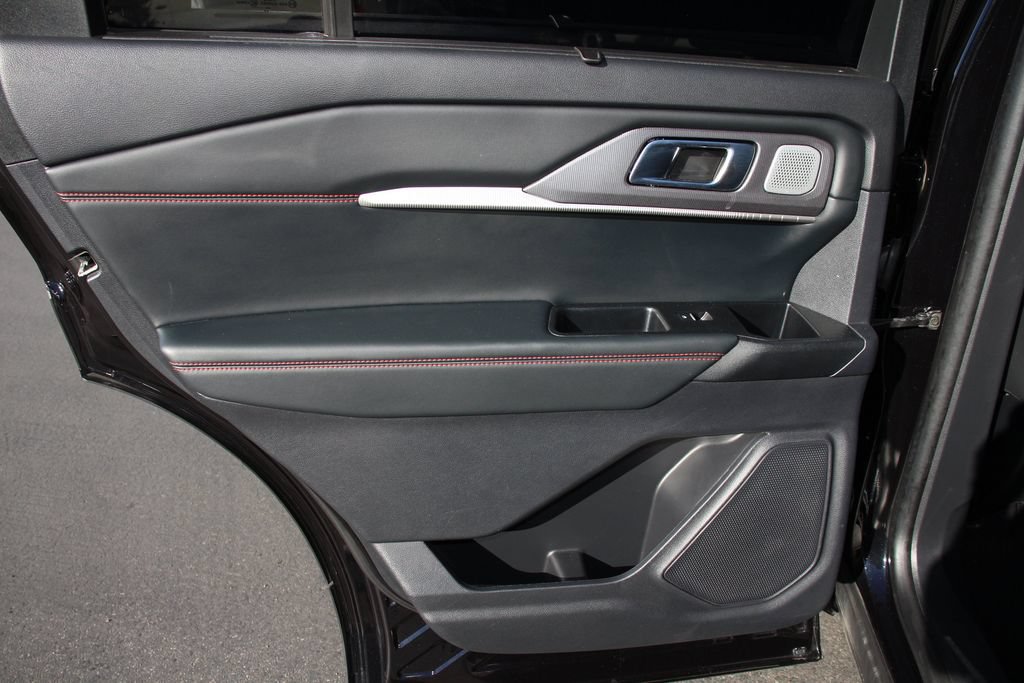 Certified 2025 Ford Explorer ST AWD/4WD image 21