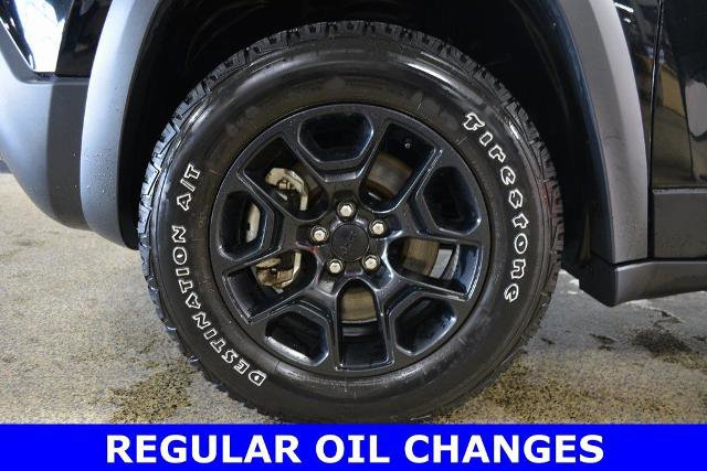 Used 2022 Jeep Cherokee Trailhawk w/ Sound & Nav Group image 10