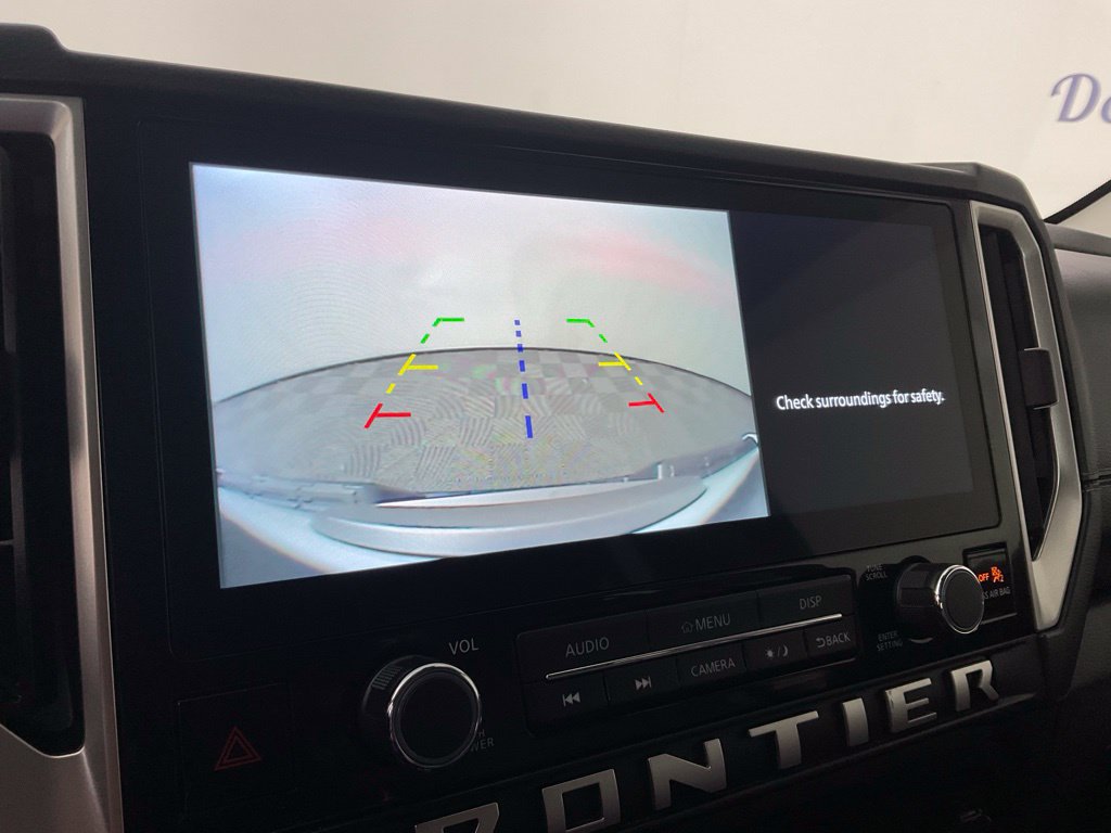 Used 2025 Nissan Frontier SV RWD image 22
