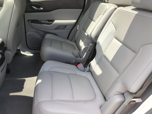 Used 2018 GMC Acadia SLT FWD image 31