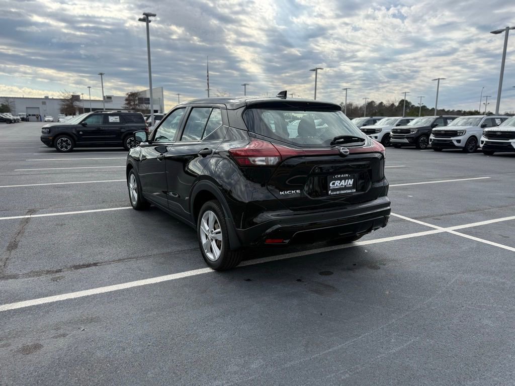 Used 2023 Nissan Kicks S w/ Interior Electronics Package image 3