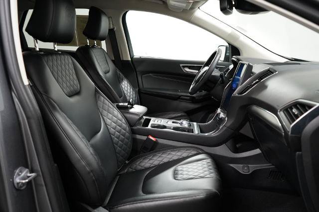 Certified 2023 Ford Edge Titanium AWD/4WD image 38