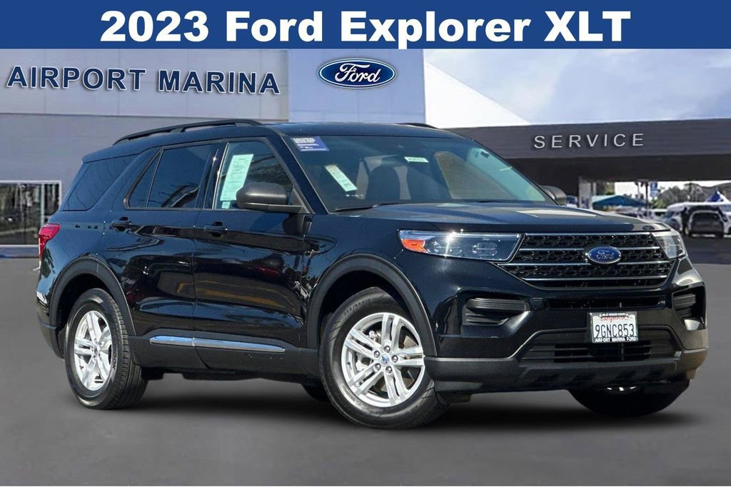 Certified 2023 Ford Explorer XLT image 2
