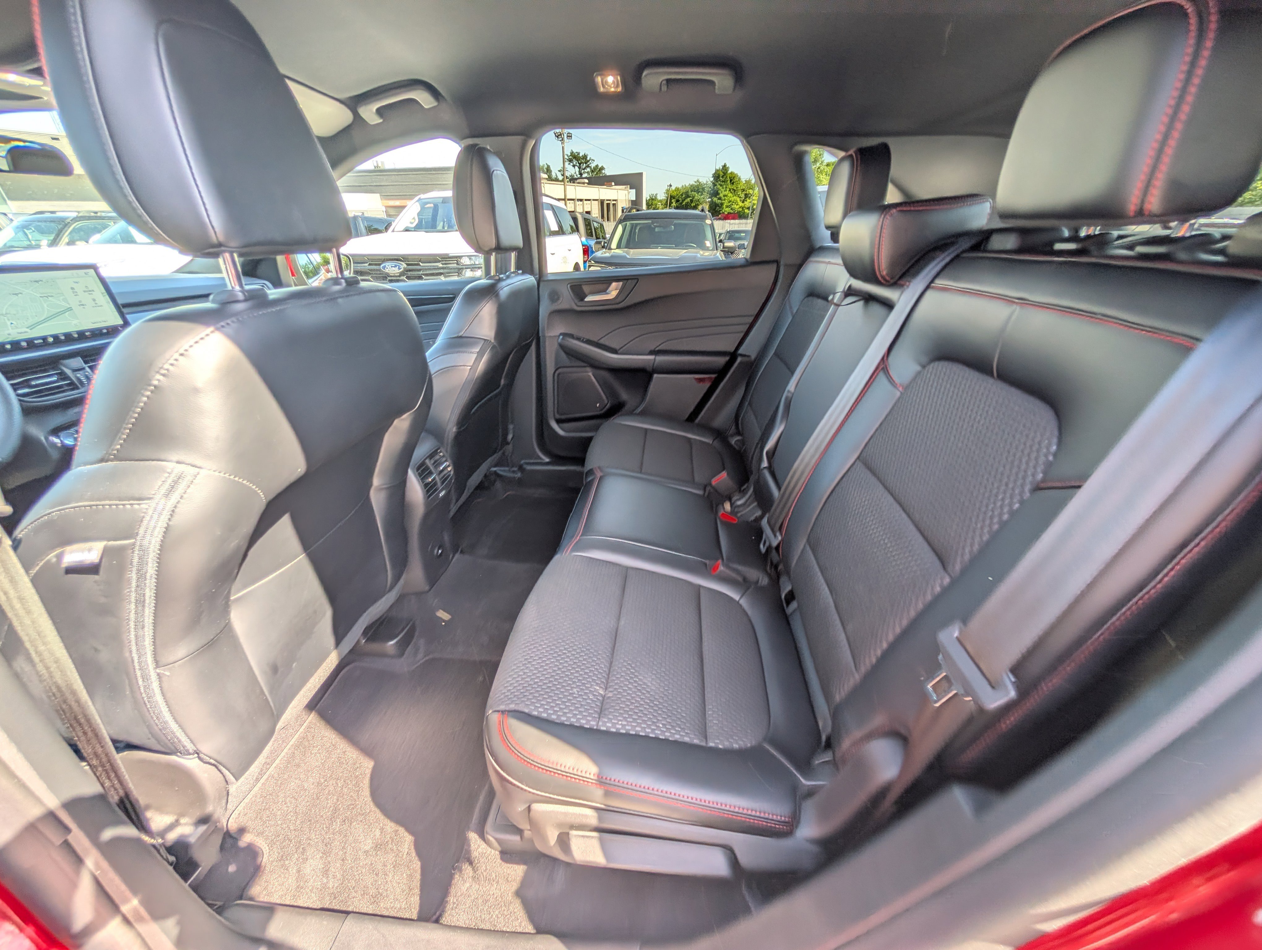 Certified 2023 Ford Escape ST-Line Select w/ Tech Pack #2 AWD/4WD image 16