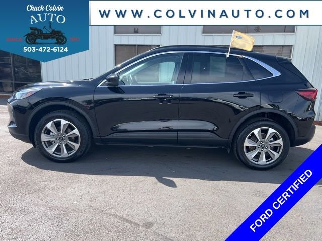 Certified 2025 Ford Escape Platinum AWD/4WD image 12